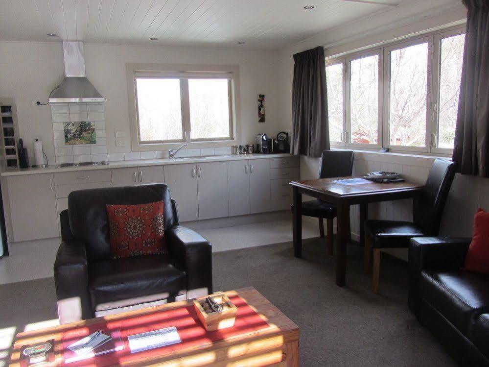Burn Cottage Retreat Cromwell Eksteriør billede